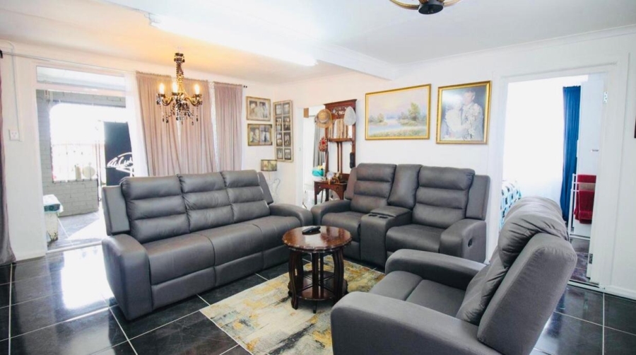 3 Bedroom Property for Sale in Christmas Rock Eastern Cape
